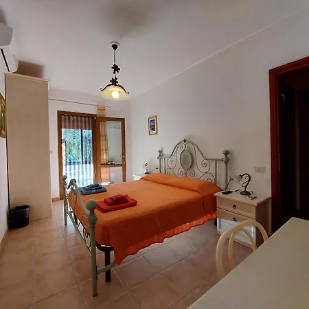 Casa L' Antico Ulivo * 伊格莱西亚斯