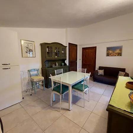 Apartment Casa L' Antico Ulivo Iglesias